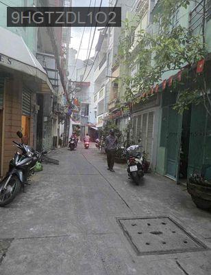 Tôi là chủ nhà cần bán nhà hẻm xe hơi cách mạng tháng tám - Phường 13  -  Quận 10 