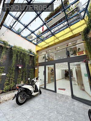 BÁN NHÀ RIÊNG MẶT TIỀN PHAN VĂN TRỊ BÌNH THẠNH 63M2 GIÁ 12.6TỶ - Phường 11  -  Quận Bình Thạnh 