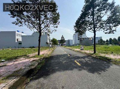 Bán lỗ 132m2 đất thổ, liền kề siêu thị Aoen - Phường 6  -  Thành phố Tân An 
