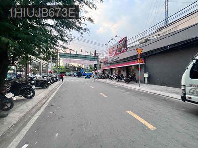 MẶT TIỀN ĐƯỜNG NHỰA 15M - THẲNG 1 TRỤC - TT QUẬN 7 - Phường Tân Phú  -  Quận 7 