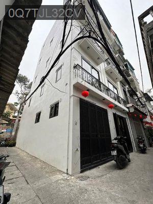 Bán nhà - Phường 13  -  Quận 10  - 28m² - 3.65tỷ