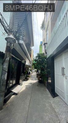 Bán nhà mặt tiền - Phường 12  -  Quận 10  - 70m² - 8.7tỷ