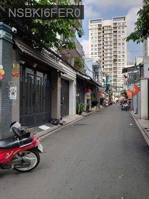 Nhà Đúc kiên cố, 6PN, HXH Nguyễn Hồng Đào Tân Bình - Phường 14  -  Quận Tân Bình 