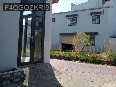 nhà lầu góc 2 mặt tiền - Xã Tân Hiệp  -  Huyện Hóc Môn 