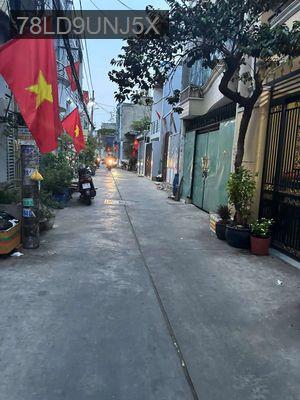 Bán nhà hẻm thông. - Phường Bình Trị Đông A  -  Quận Bình Tân 