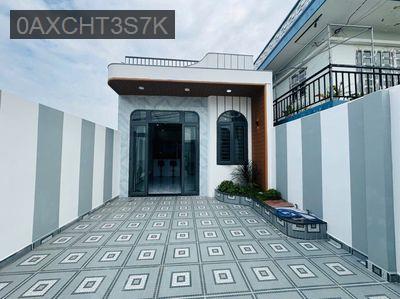 Nhà 160m2 - 4PN - SHR - Hoàn công đủ - Xã Mỹ Hạnh Nam  -  Huyện Đức Hòa 