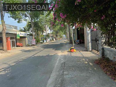 Nhà MT 110 Huynh Thi Thanh/ Tran Phong Sac - Phường 4  -  Thành phố Tân An 