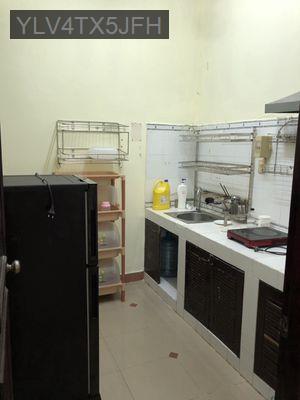 Bán căn hộ 312 Lạc Long Quân 65m2, 2 phòng ngủ, giá bán 2 tỷ 9, có sổ - Phường 5  -  Quận 11 