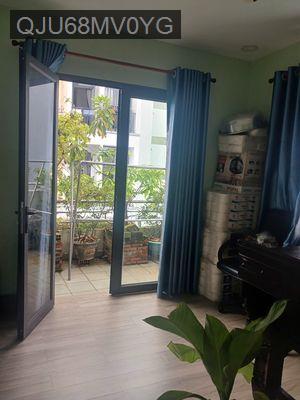 Cần bán nhà hẻm cách mạng tháng tám hẻm xe hơi - Phường 13  -  Quận 10 