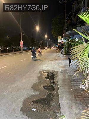 Bán nhà ở, vị trí kinh doanh tốt - Phường Tân Tạo  -  Quận Bình Tân 