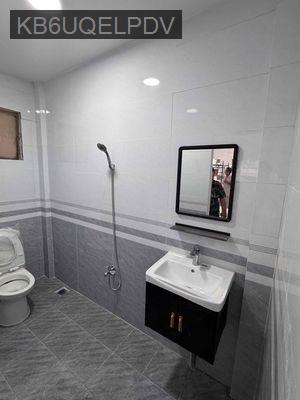 CẦN BÁN NHÀ CC LẦU 1 THANG BỘ THOÁNG MÁT,BAN CÔNG . SỔ LÂU DÀI - Phường Tân Quý  -  Quận Tân Phú 