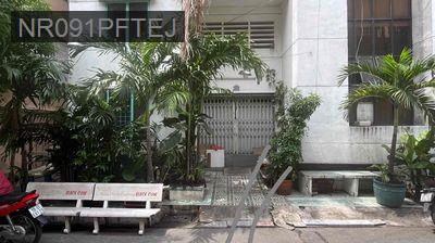 Nhà hẻm 750 Nguyễn Kiệm Phú Nhuận - Phường 4  -  Quận Phú Nhuận 