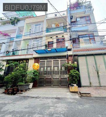 Nhà đẹp và sang, nội thất gỗ cao cấp. Khu an ninh, dân trí cao. Không - Phường Bình Trị Đông A  -  Quận Bình Tân 