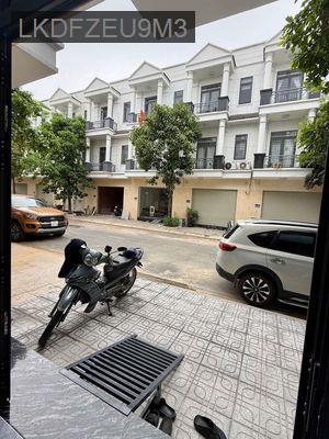 Bán nhà mặt tiền chính chủ 60m giá rẻ Đường DT747B Tân Uyên - Phường Tân Hiệp  -  Thị xã Tân Uyên 