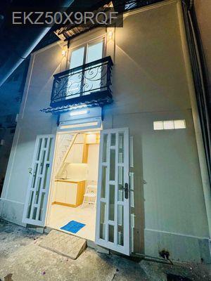 📍 Địa chỉ: Thích Quảng Đức, P.5, Q. Phú Nhuận 2 Tầng+ sân thượng - Phường 5  -  Quận Phú Nhuận 