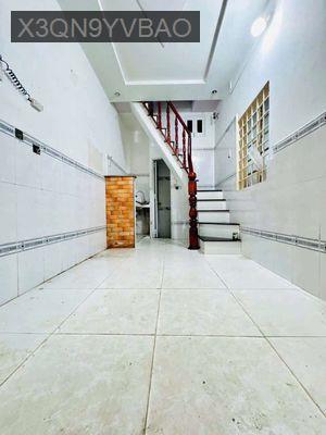 Nhà nhỏ 2 lầu sổ riêng Nguyễn Kiệm - Phường 4  -  Quận Phú Nhuận 