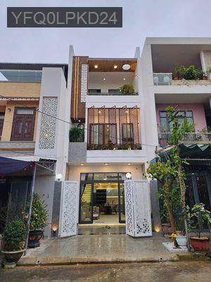 BÁN GẤP NHÀ ĐẸP 100M2 MẶT TIỀN TẠI ĐỊNH HOÀ CÓ SHR CHỈ 2.75 TỶ - Phường Định Hòa  -  Thành phố Thủ Dầu Một 