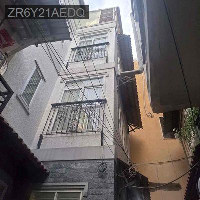 Bán gấp nhà Lê Văn Sỹ 1 trệt 3 lầu - Phường 12  -  Quận 3 