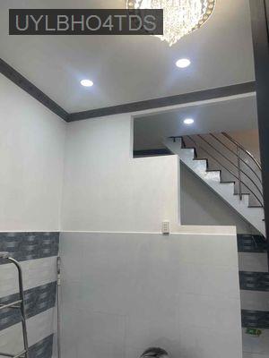 Bán nhà giá rẻ f15.Q8 Ngay Chua Pháp Buu - Phường 15  -  Quận 8 