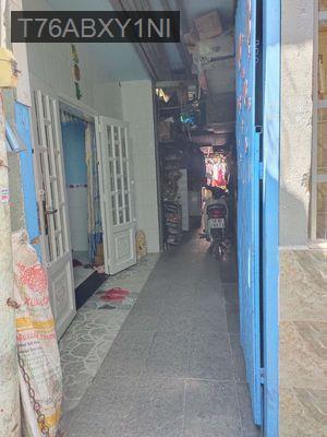 Cần bán gấp nhà hẻm xe máy chỉ có 750tr - Phường Phú Hữu  -  Quận 9 