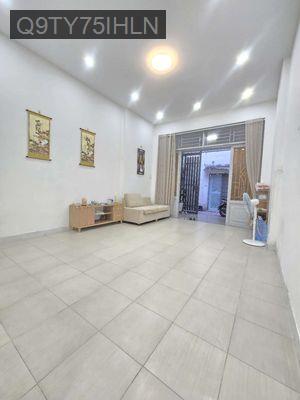 Nhà sát mặt tiền sân bay 120m2 - Phường 2  -  Quận Tân Bình 