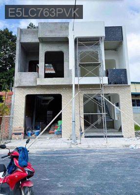 Nhà phố liền kề, 1 trệt 1 lầu, 3 phòng ngủ 3 nhà wc, Dự án Hướng Duong - Phường Uyên Hưng  -  Thị xã Tân Uyên  Nhà phố liền kề, 1 trệt 1 lầu, 3 phòng ngủ 3 nhà wc, Dự án Hướng Duong - Phường Uyên Hưng  -  Thị xã Tân Uyên