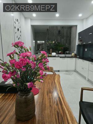 tôi chính chủ bán nhà, khu dân cư Vip, an ninh, tiện ích đầy đủ - Phường 13  -  Quận Tân Bình 