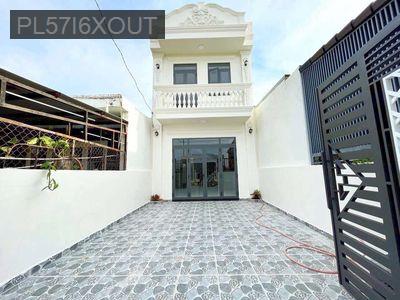 Nhà 1 trệt 1 lầu  gần cầu lớn hóc môn - Xã Mỹ Hạnh Bắc  -  Huyện Đức Hòa  Nhà 1 trệt 1 lầu  gần cầu lớn hóc môn - Xã Mỹ Hạnh Bắc  -  Huyện Đức Hòa