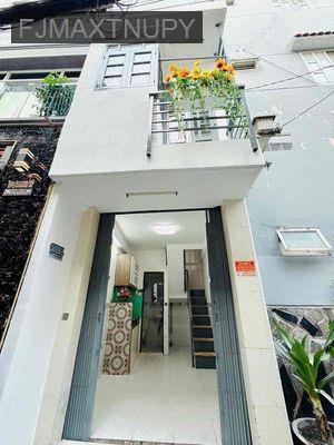 Nhà Trung Tâm Q8 – Gần Âu Dương Lân – Đi Q1 chỉ 5p - Phường 3  -  Quận 8 