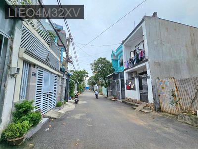Bán đất tặng nhà hẻm xe hơi ngay trung tâm Linh Xuân 65m2 chỉ 4.3 tỷ - Phường Linh Xuân  -  Quận Thủ Đức 