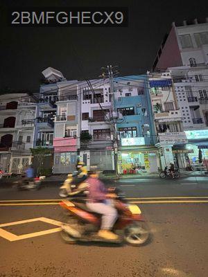 Nhà Bán MT Hoàng Hoa Thám.F13.Tb.Nhà Ga T3.80m2.3lầu.Nhà mới xây - Phường 13  -  Quận Tân Bình 