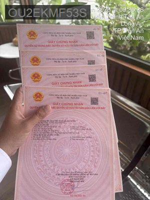 Kẹt tiền bán gấp ,căn nhà phố 3 lầu ngay TTHC tỉnh,cách AEON 100m - Phường 6  -  Thành phố Tân An 