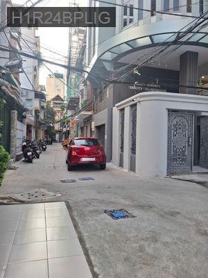 NHÀ 2 MẶT HẺM, XE HƠI TRÁNH– SÁT MT BÀN CỜ – TT QUẬN 3 – 4 TẦNG 67 m2 - Phường 2  -  Quận 3 