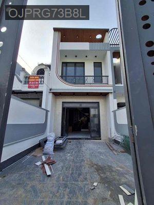 NHÀ 1 TRỆT 1 LẦU MỚI XÂY ĐẸP. KCN Cầu Tràm, cách tp HCM 10p di chuyển - Xã Long Trạch  -  Huyện Cần Đước 