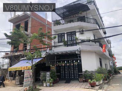 Bán Đất Mặt Tiền ( tặng nhà cấp 4 ) - Phường Tân Tạo  -  Quận Bình Tân 