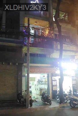 nhà ở mặt tiền trung tâm gần chợ trường học - Phường 8  -  Quận 10 