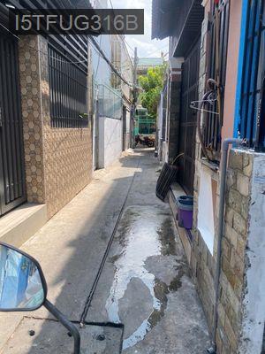 Bán nhà - Phường 6  -  Quận 8  - 120m² - 5.7tỷ