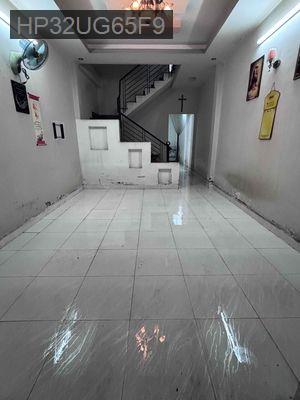 Nhà 1 trệt 1 lầu hẻm xe hơi ,nàm trong khu dân cư đông đúc. - Phường Bình Hưng Hòa B  -  Quận Bình Tân 