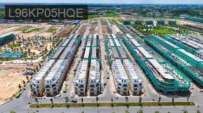 Nhà Liền Kề 1 trệt 3 lầu Vinhomes Sài Gòn Park Giá Tốt - Xã Xuân Thới Sơn  -  Huyện Hóc Môn 