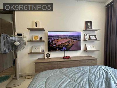 Căn hộ 1 phòng ngủ 50m2 đầy đủ nội thất SHR Icon56 - Phường 13  -  Quận 4 