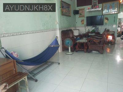 Nhà thoáng, cao ráo, vào ở ngay, có gác lửng dân cư ổn định, bớt lộc - Xã Vĩnh Lộc A  -  Huyện Bình Chánh 