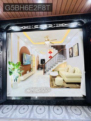 Cần tiền bán rẻ nhà đẹp full nội thất, khu vực trung tâm . - Phường 11  -  Quận Bình Thạnh 