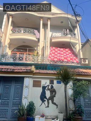 Nhà mặt tiền khu sân bay - Phường 4  -  Quận Tân Bình 