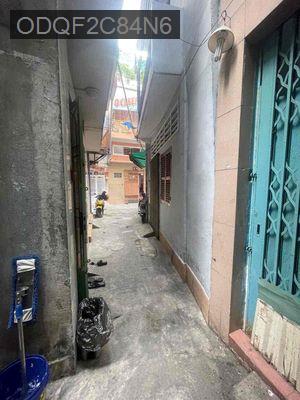 Cần bán gấp  Nhà hẻm cục 2m 302/ cách 3 căn ra mt Bà Hạt. - dt 20m , 1 - Phường 9  -  Quận 10 
