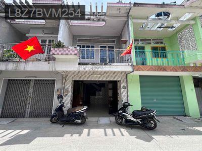 Nhà 2 lầu SHR, dtsd 96m2, ngay chợ Đường, p. Thạnh Lộc, quận 12 - Phường Thạnh Lộc  -  Quận 12 