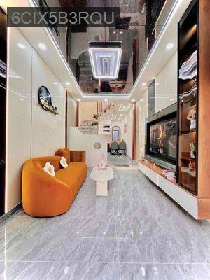 Hiếm P15 Tân Bình nhà bán nhỉnh 5T, nở hậu, 3PN 4WC full nội thất - Phường 15  -  Quận Tân Bình 