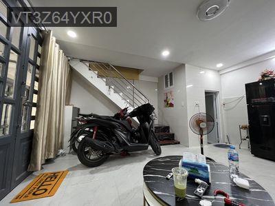 Nhà hẻm ngay Ngã 4 Lotter Mart quận 7. Nằm ngay trung tâm tiện ích - Phường Tân Hưng  -  Quận 7 