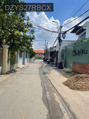 Bán lô đất tặng dãy nhà tro có thu nhập tốt cho người cần dòng tiền - Phường Long Phước  -  Quận 9 