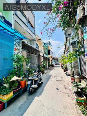 NHÀ PHỐ 4x12M. 6,6 TỶ,CẠNH PARC MALL, LÂN CẬN Q1. CÓ NỘI THẤT-Ở NGAY - Phường 4  -  Quận 8 