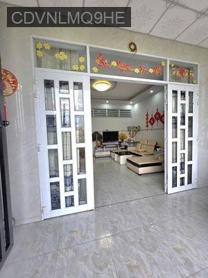 Nhà 94.6m2, 1 trệt 1 lầu, hẻm ô tô, 2 phòng ngủ, cách quốc lộ 30m - Thị trấn Bến Lức  -  Huyện Bến Lức 